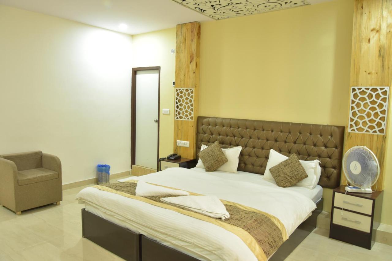 Hotel Sarweshwary Bénarès Extérieur photo