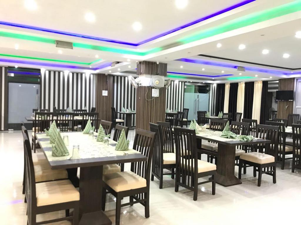 Hotel Sarweshwary Bénarès Extérieur photo