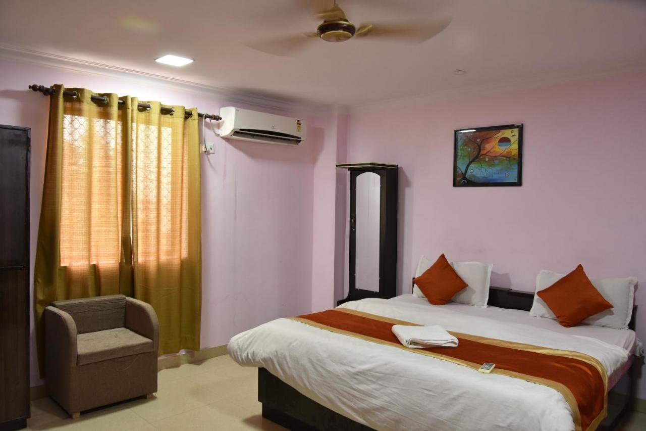 Hotel Sarweshwary Bénarès Extérieur photo