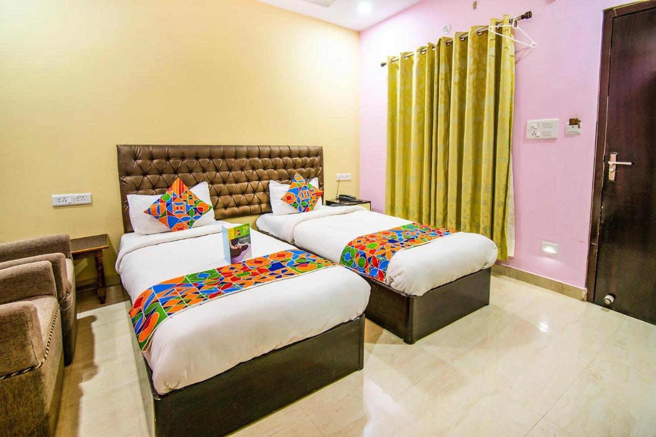 Hotel Sarweshwary Bénarès Extérieur photo