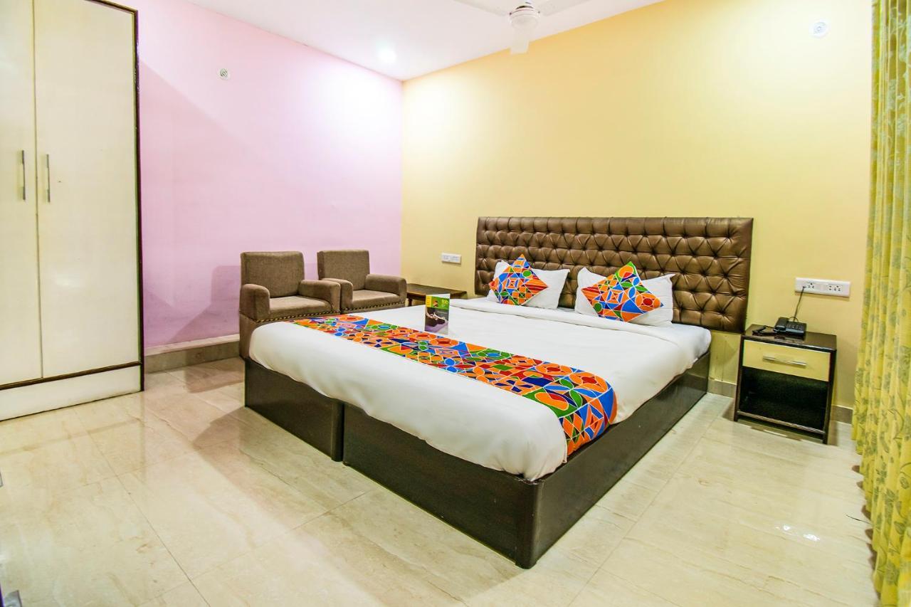 Hotel Sarweshwary Bénarès Extérieur photo