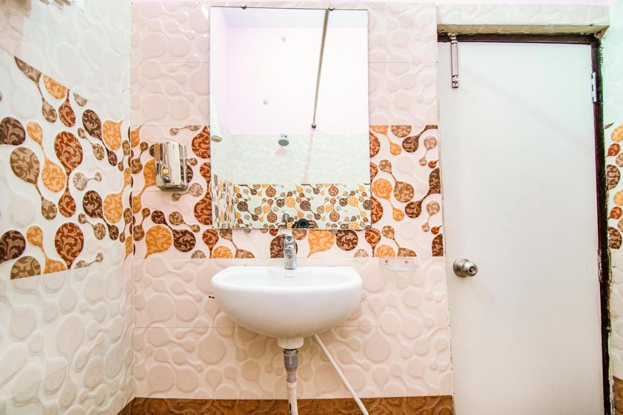 Hotel Sarweshwary Bénarès Extérieur photo
