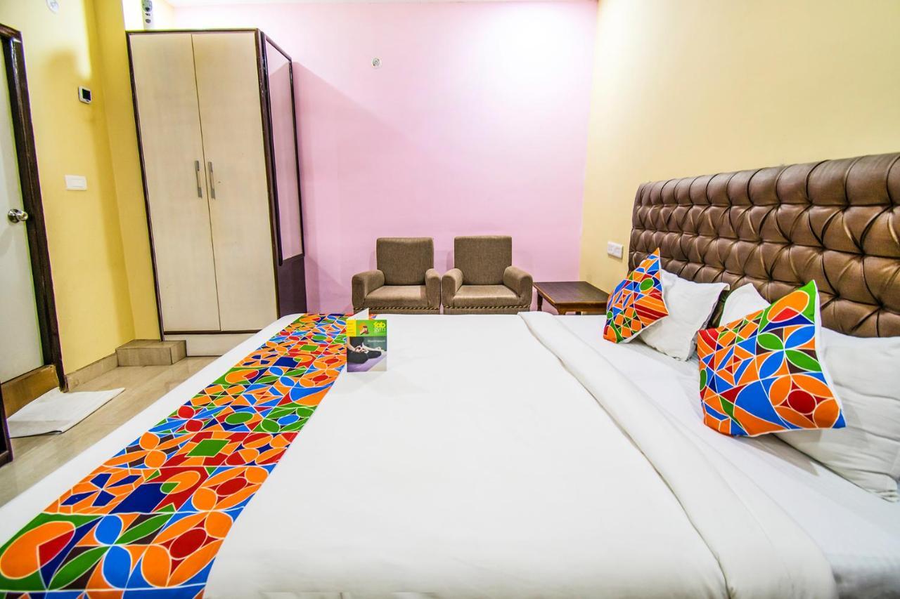 Hotel Sarweshwary Bénarès Extérieur photo